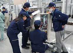 資格取得褒賞金制度